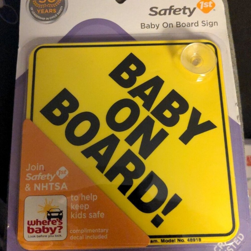 Safety 1st Baby On Board Sign Yellow Brand New In Package With Suction Cup